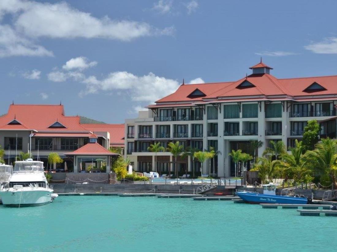 Eden Bleu Hotel Luaran gambar
