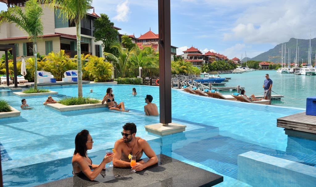 Eden Bleu Hotel Luaran gambar